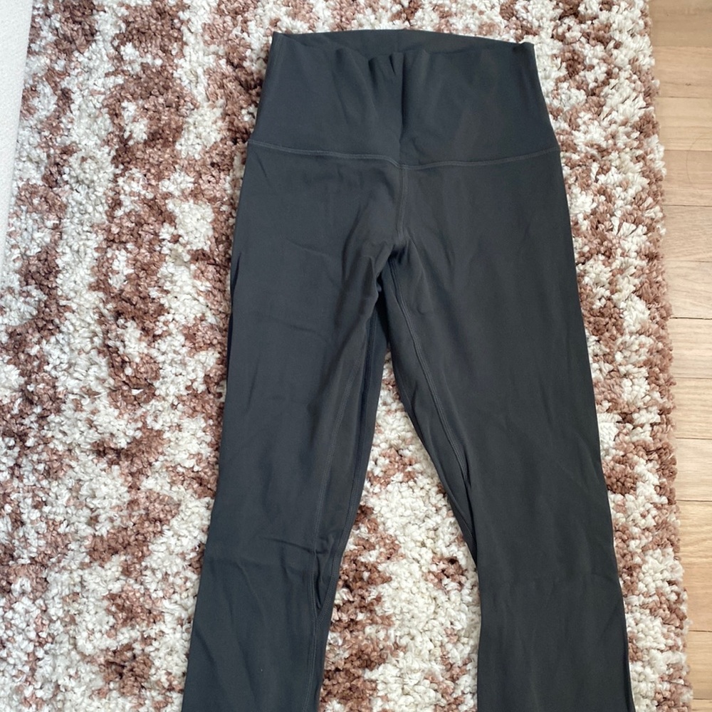 Dark grey aligns